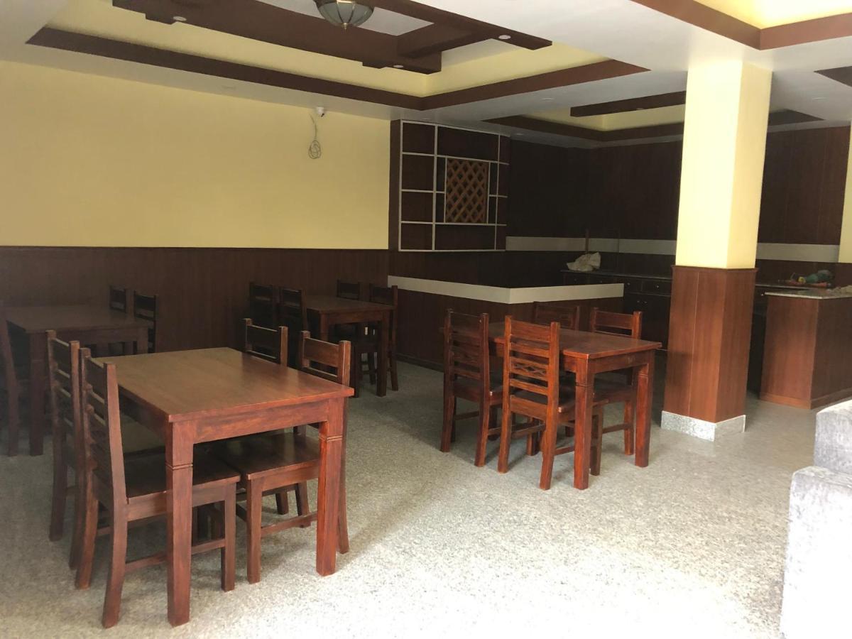 Hotel Claire Inn Катманду Экстерьер фото
